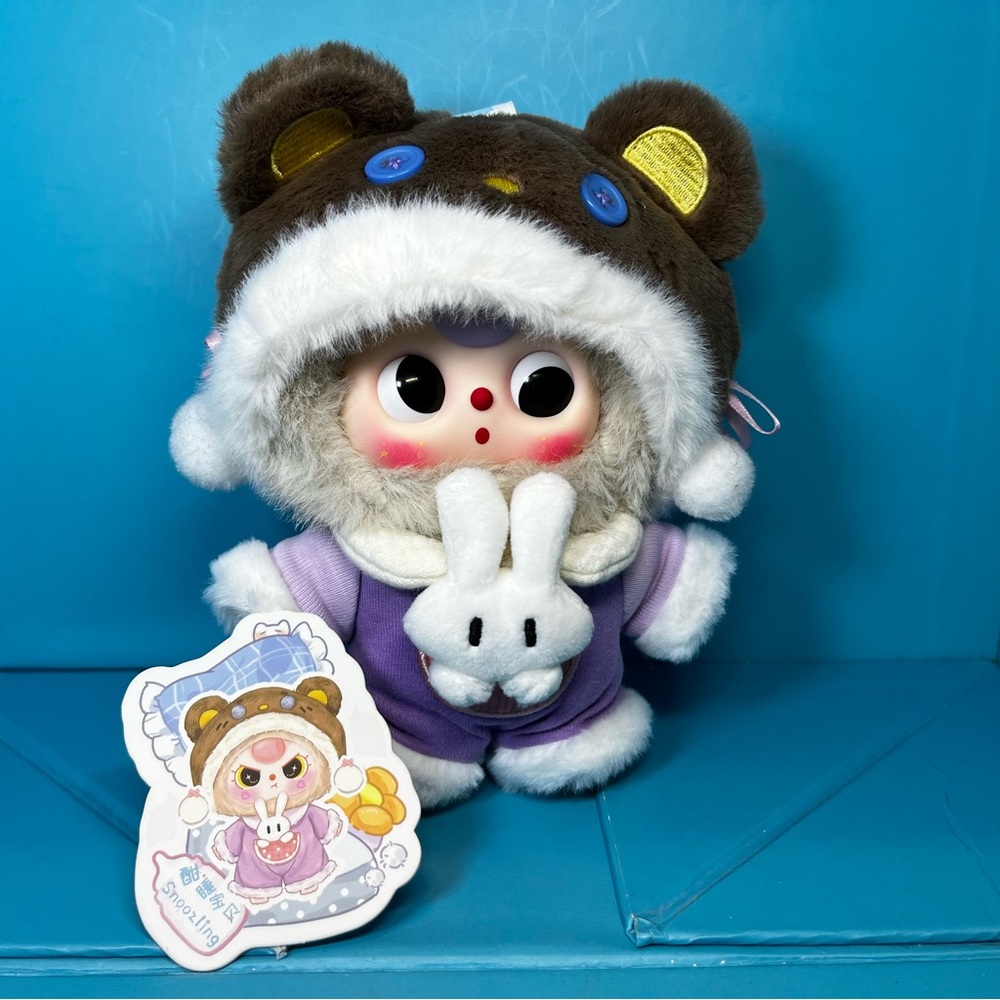 Cureplaneta - Baby Three - Sweet Dream Vinyl Plush - Snoozing